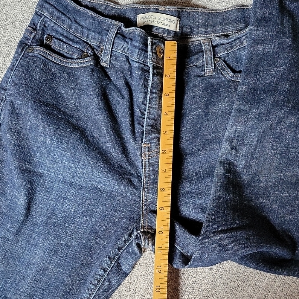 Levi's Blue Straight Leg Boot Cut  girl Jeans size 10 - Picture 8 of 9
